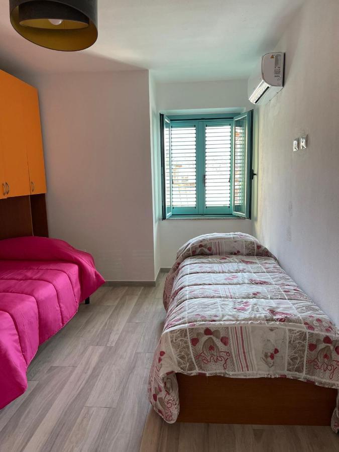 Apartamento Casa Vacanze Sa Piazza Dorgali Exterior foto