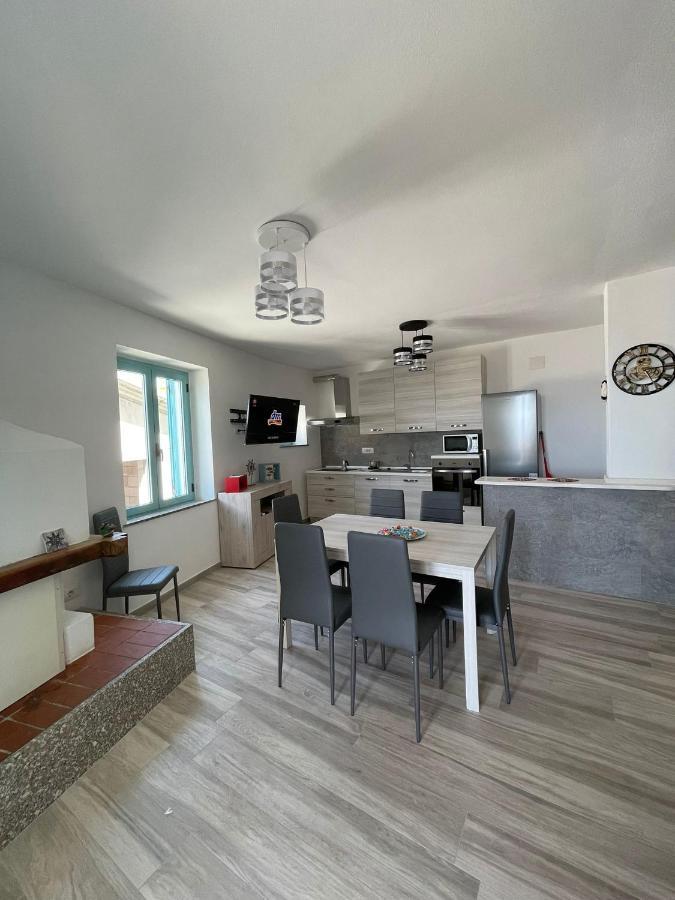 Apartamento Casa Vacanze Sa Piazza Dorgali Exterior foto